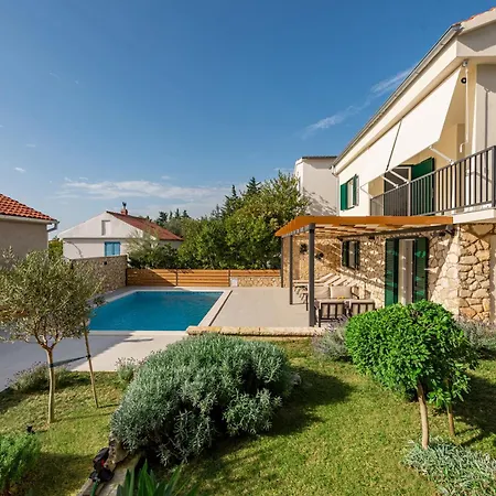 Dalmor House Rovanjska