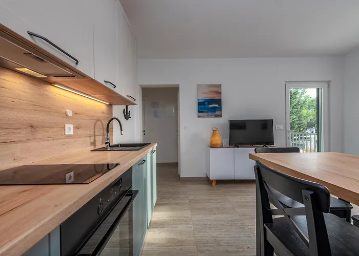 Dalmor House * Rovanjska